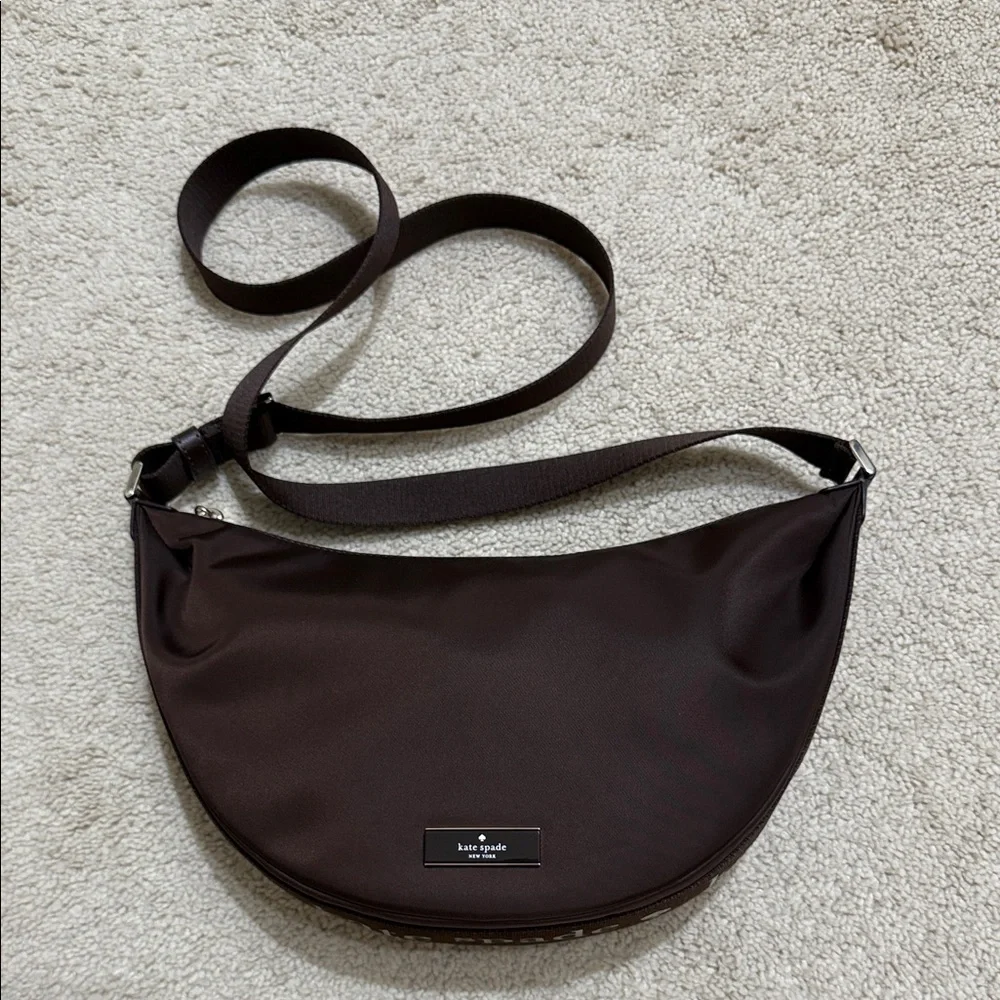 Kate spade CARTER NYLON MEDIUM SLING BAG